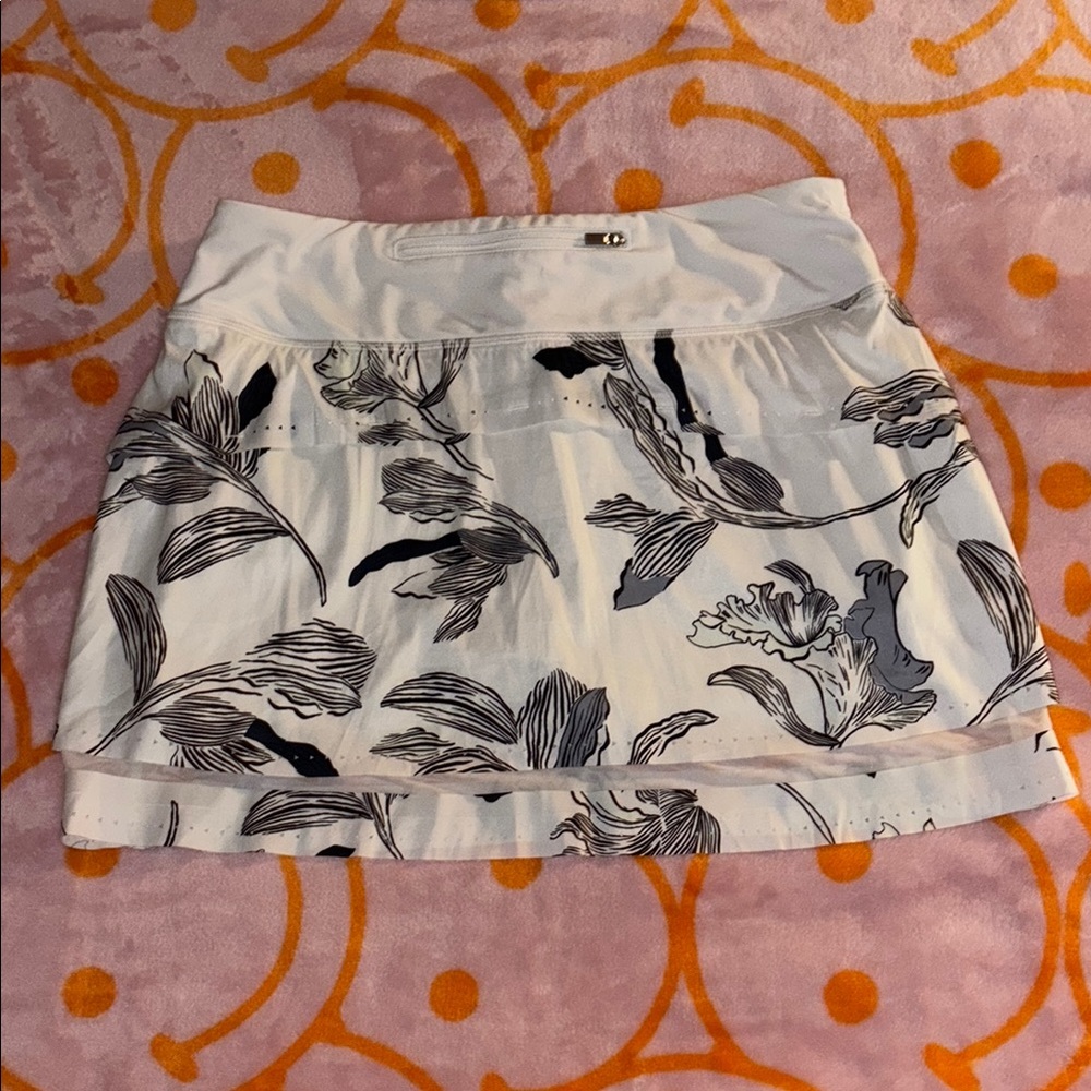 Athleta Floral Print Laser Run Skort - Picture 2 of 4
